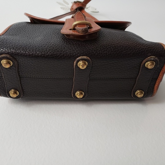 Brown Dooney & Bourke Crossbody - Picture 3 of 8